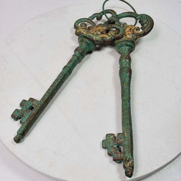 Vintage 2 Large Iron 12 Inch Skeleton Keys On Ring Rusty Distressed Patina - Picture 1 of 6